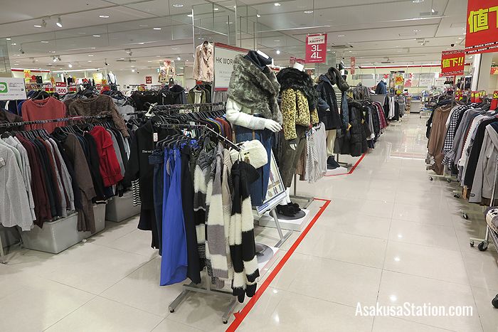 Shimamura clothes store