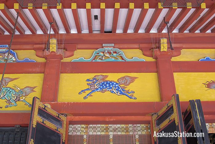 A painting of a kirin, a mythical animal similar to a unicorn, on the shrine’s worship hall