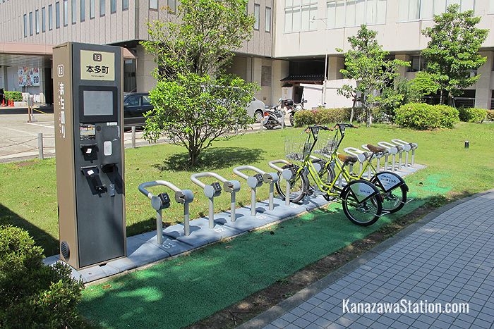A cycle port at Honda-machi