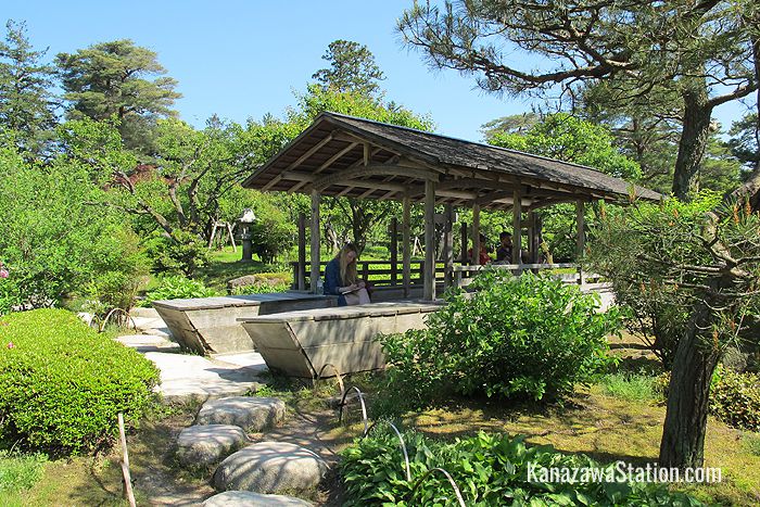Funa-no-ochin - a boat shaped arbor