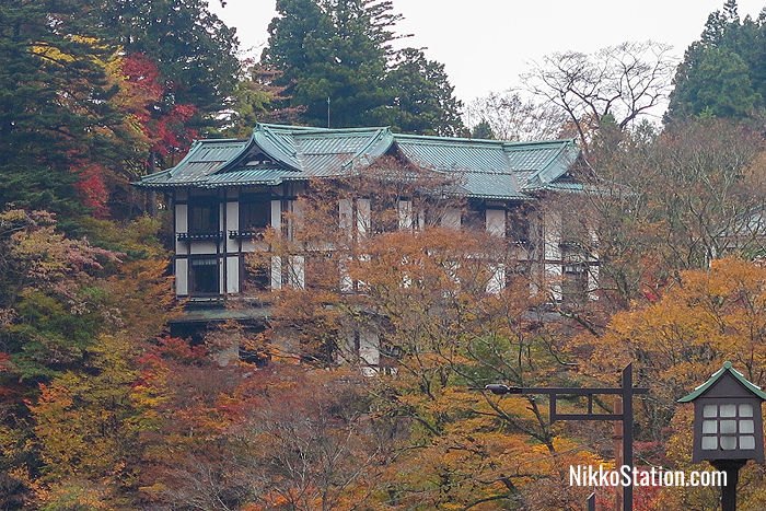 The hotel overlooks the Daiya River and has superb views over Nikko’s forests and mountains