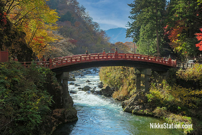 An early morning view of the Shinkyo Bridge
