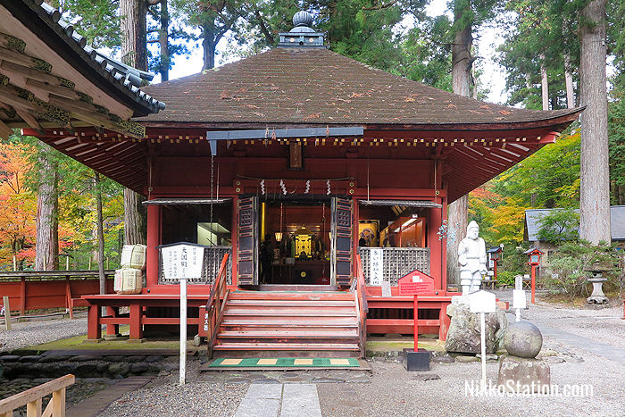 The Daidokuden was built in 1745 and is a nationally registered Important Cultural Property