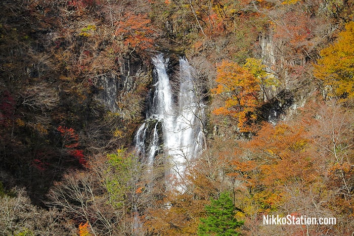 A closer look at the upper falls