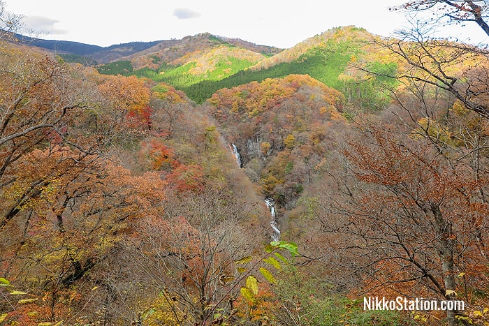 Kirifuri Falls viewed from the Misty Mountain Restaurant