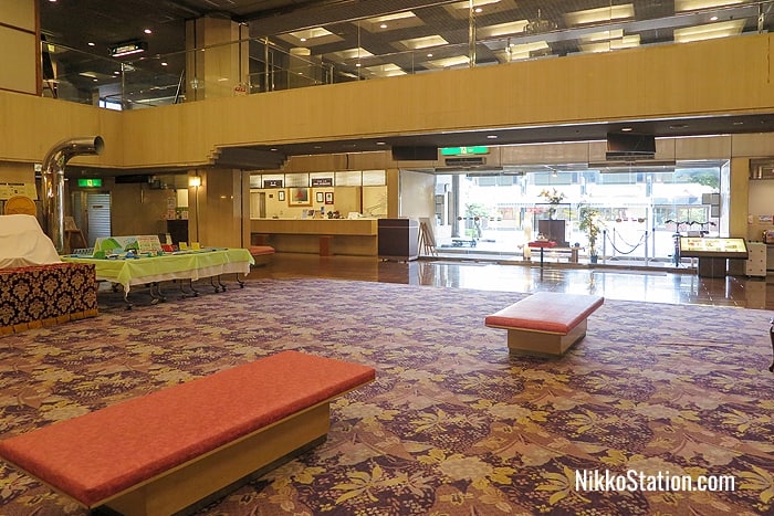 Hotel Sunshine Kinugawa entrance lobby