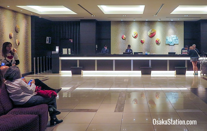 The entrance lobby and reception at Holiday Inn Osaka Namba