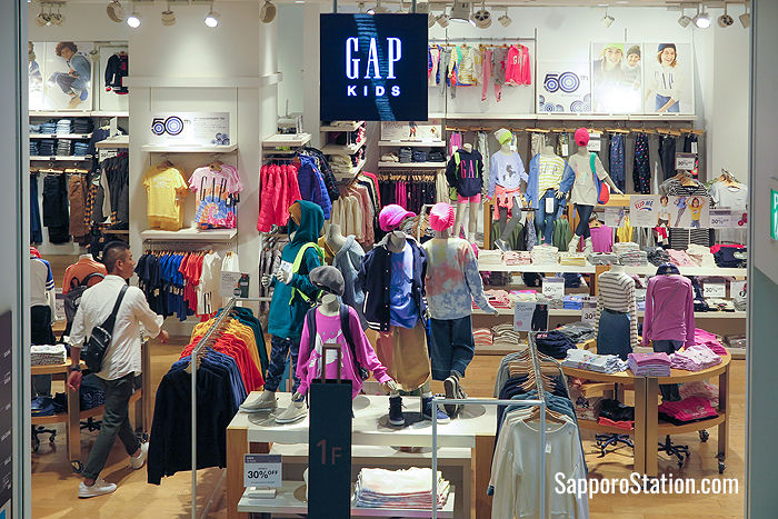 1F East: GAP Kids