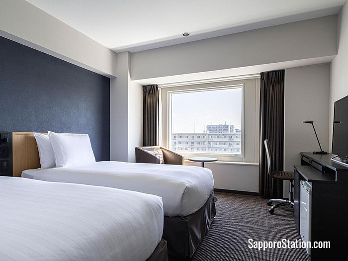 Twin Guest Room at ANA Crowne Plaza Sapporo