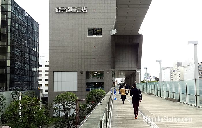 Walkway bridge connecting Takashimaya Times Square to Kinokuniya annex