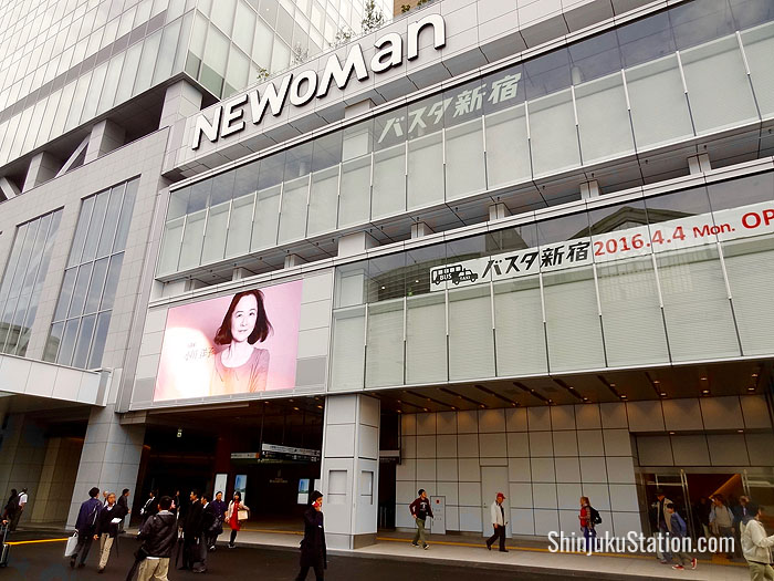 The new bus terminal has several exterior entrances including this one on Koshu-Kaido Street, which also grants access to the NEWoMan mall
