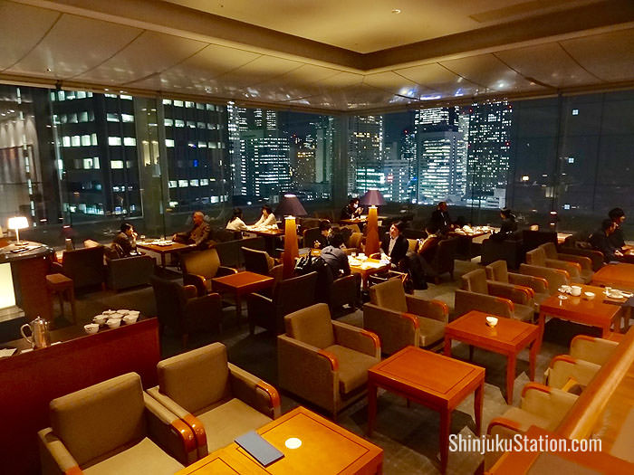 The South Court lounge and bar